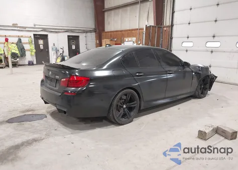 2013 BMW M5 z USA, uszkodzony, nr VIN WBSFV9C51DD095988